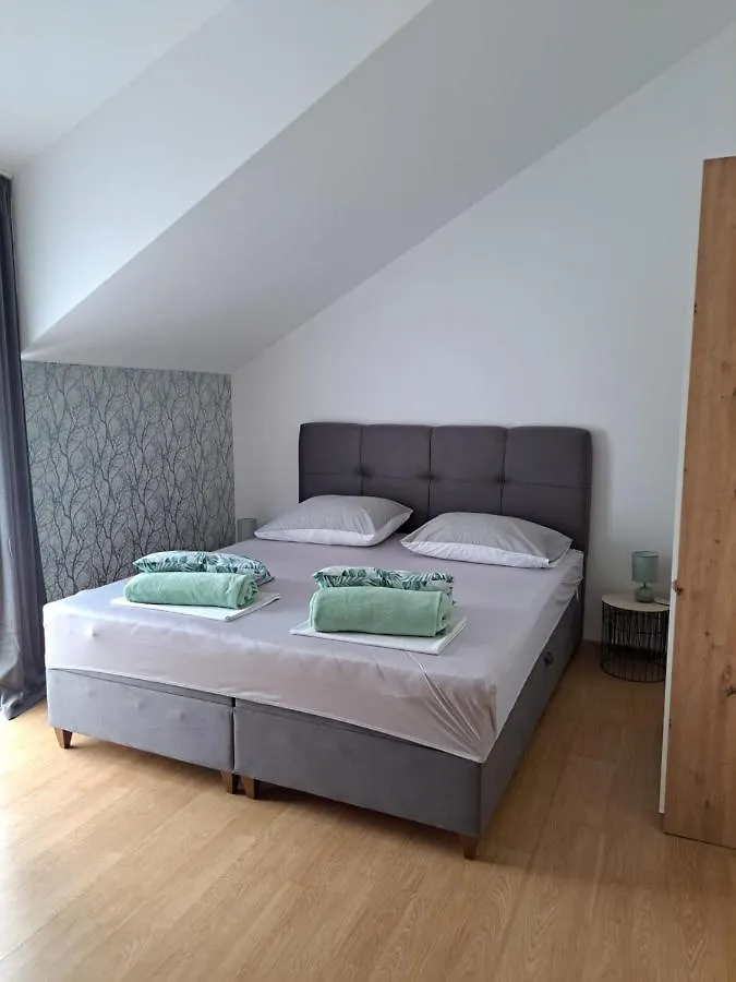 Apartments&Room Babic Kaštela