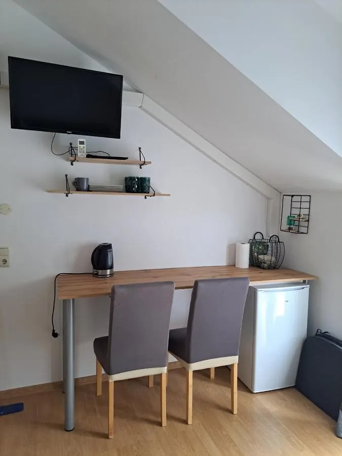 Apartments&Room Babic Kastela 3*,  Croatia